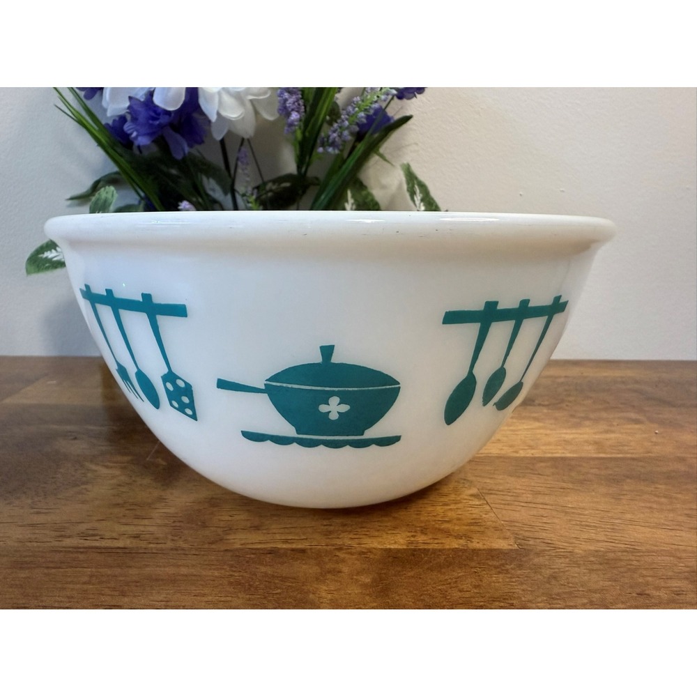 Vintage Hazel-Atlas‎ Kitchen Aids Mixing Bowl – Turquoise on Milk Glass Retro